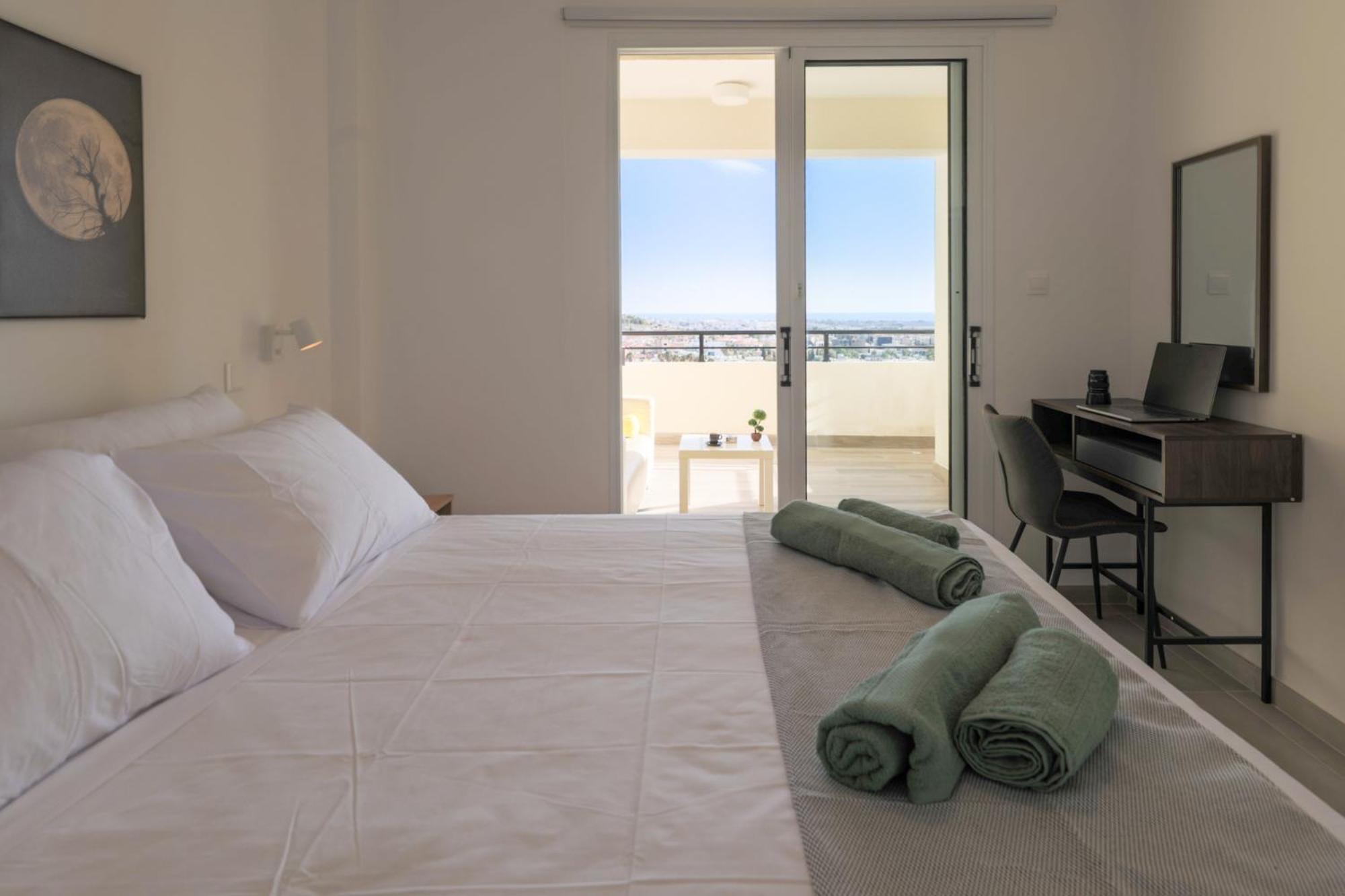 Eden Blue-Horizon 1B, Paphos, Sea View, Pool Lejlighed Konia Eksteriør billede